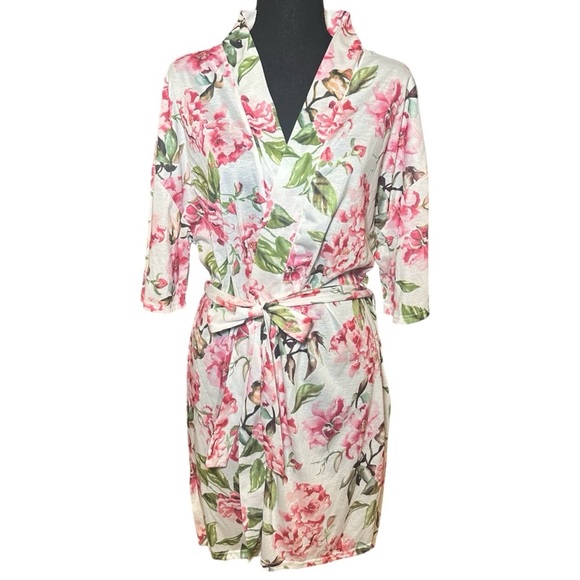 Show Me Your Mumu Floral Robe - Picture 1 of 8